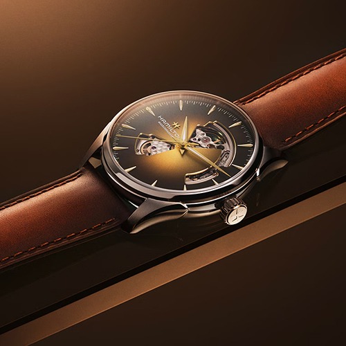 Relojes automáticos suizos modernos con elegancia técnica. Relojes automáticos suizos modernos con elegancia técnica.