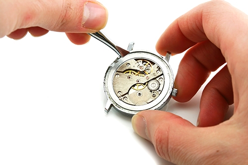 Servicio y reparaciones en nuestro taller de relojes